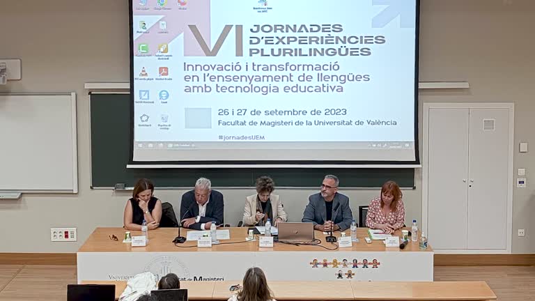 Inauguración de las VI Jornades d'Experiències Plurilingües